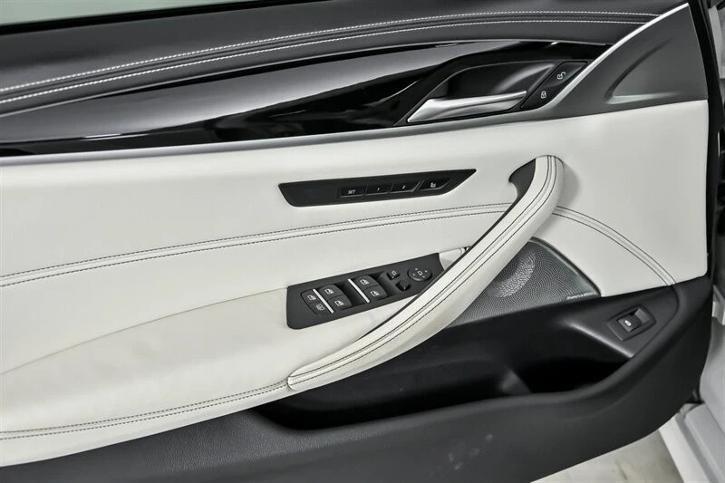 2023 BMW F90 M5 - Image 18 of 21