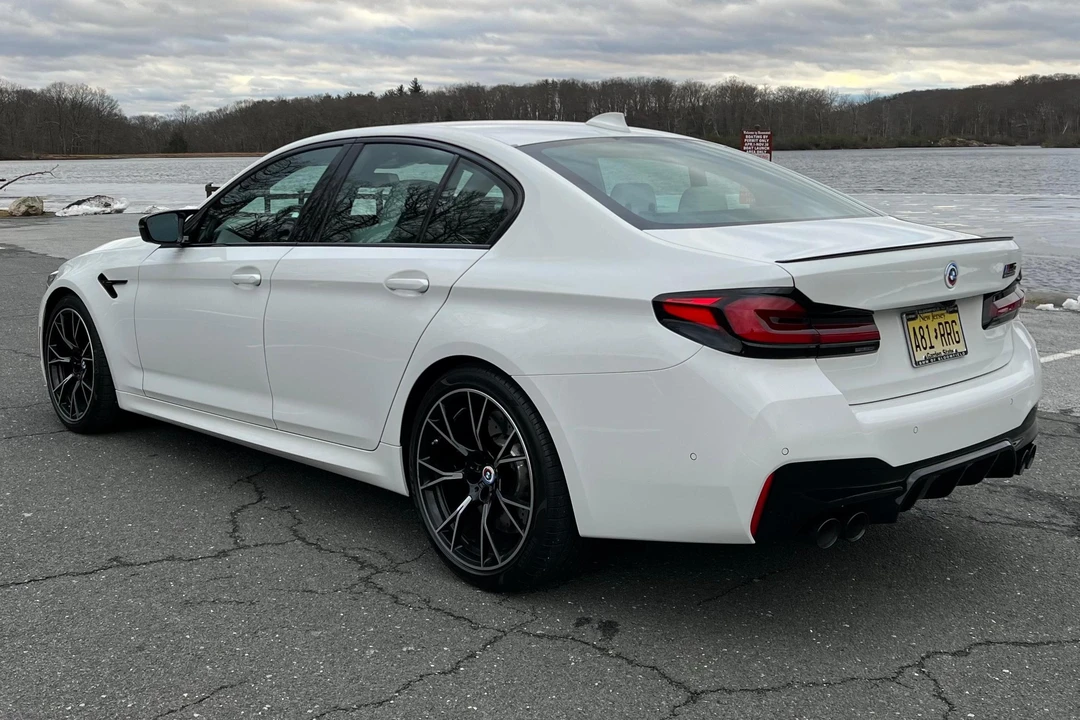 2023 BMW F90 M5 - Image 4 of 31