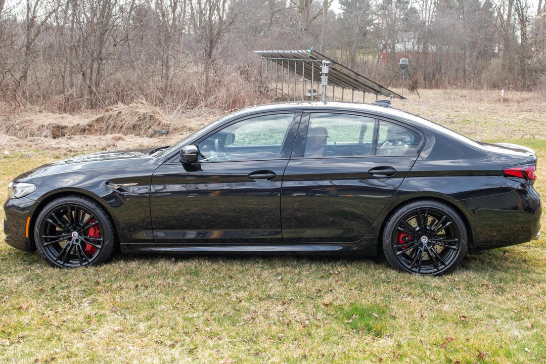 2023 BMW F90 M5 - Image 3 of 31