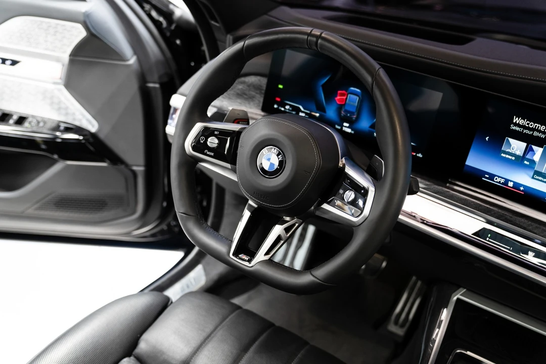 2023 BMW G70 7 Series - Image 13 of 21