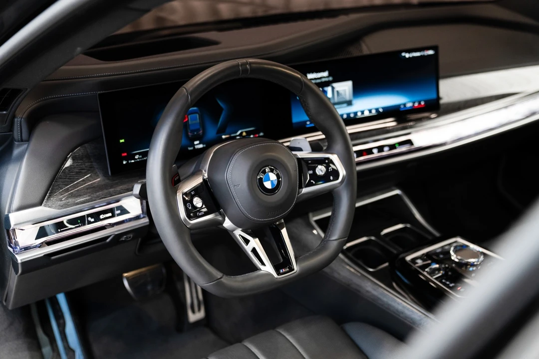 2023 BMW G70 7 Series - Image 12 of 12