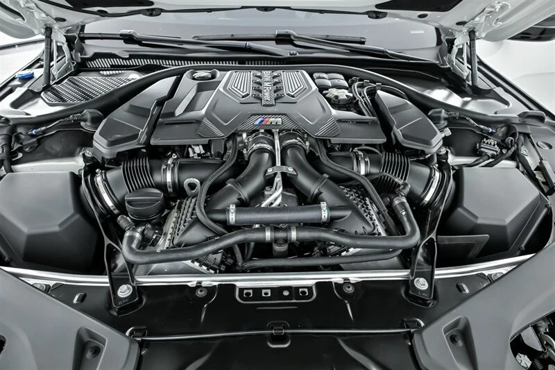 2023 BMW M8 - Image 17 of 21