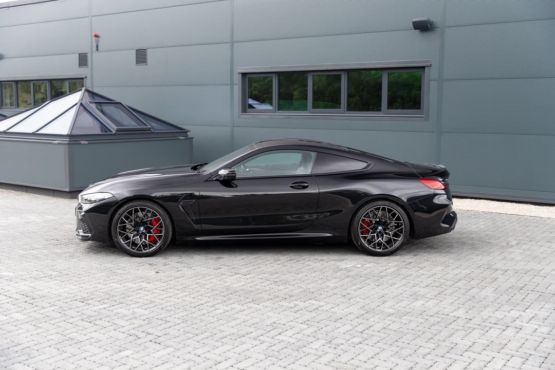 2023 BMW M8 - Image 16 of 31