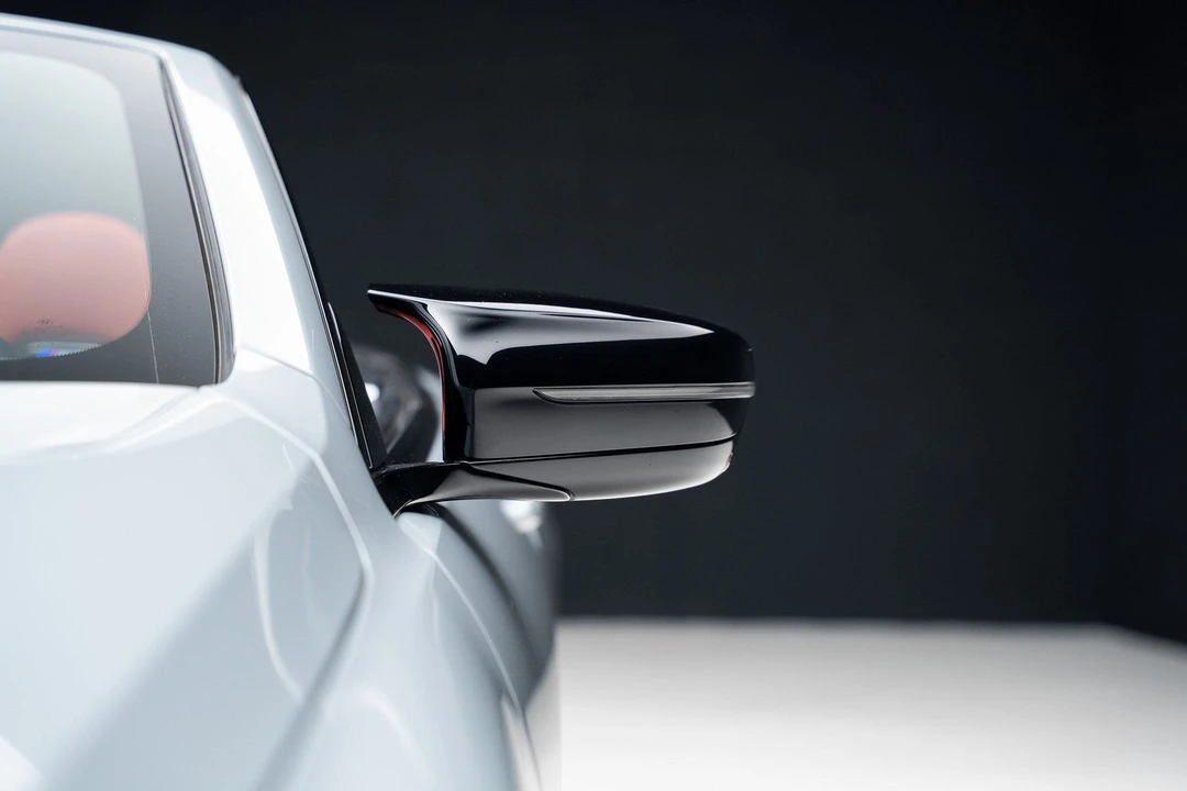 2023 BMW M8 - Image 17 of 21