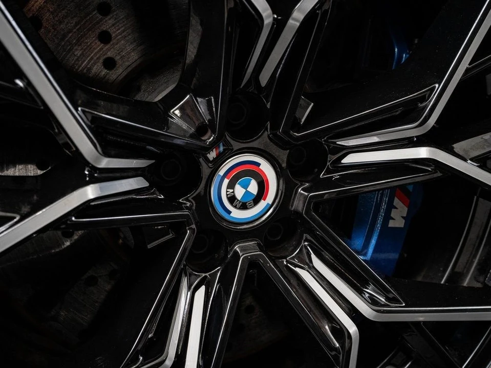 2023 BMW M8 - Image 9 of 21