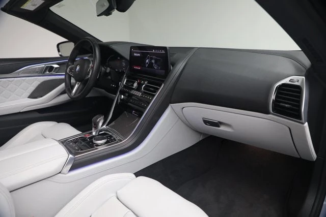 2023 BMW M8 - Image 19 of 31