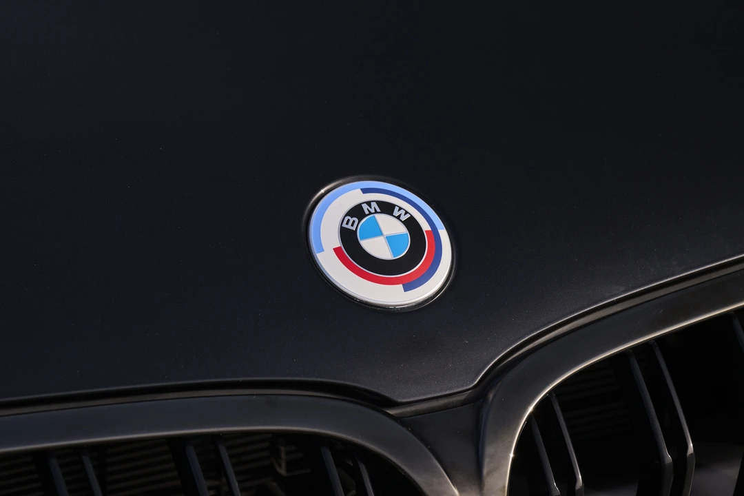 2023 BMW M8 - Image 24 of 31
