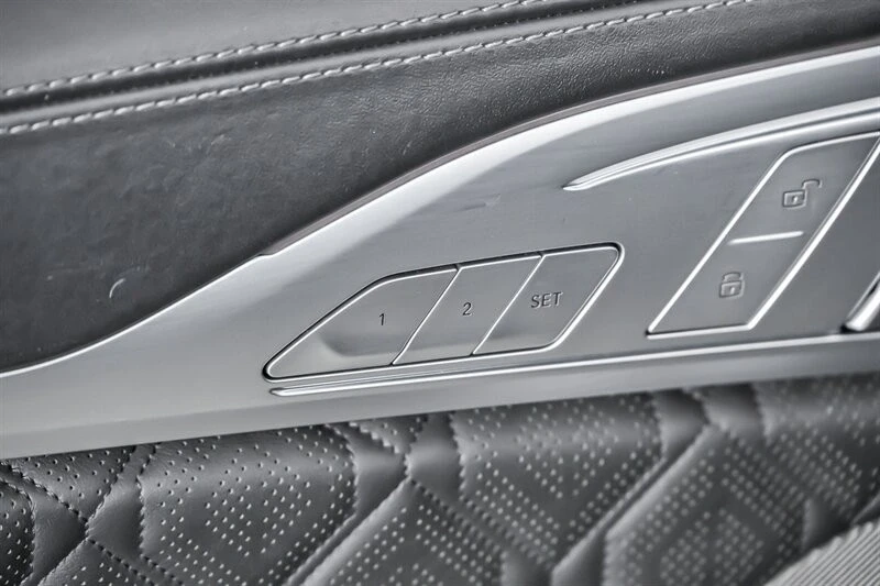 2023 BMW M8 - Image 19 of 21
