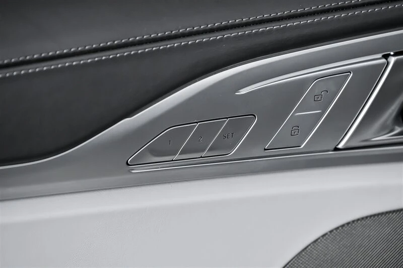 2023 BMW M8 - Image 19 of 21