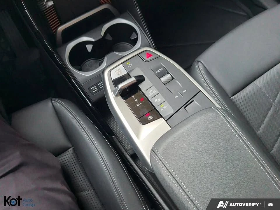2023 BMW U11/U12 X1 - Image 15 of 20
