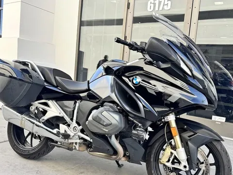 2023 BMW R 1250 RT Triple Black