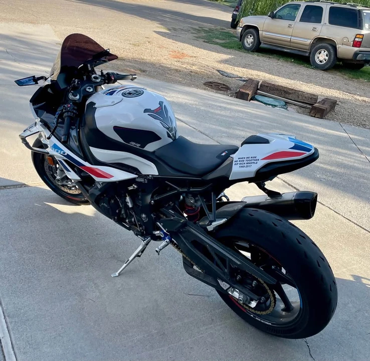 2023 BMW S1000 - Image 16 of 17