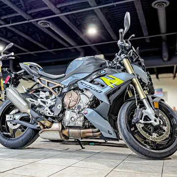 2023 BMW S1000 R
