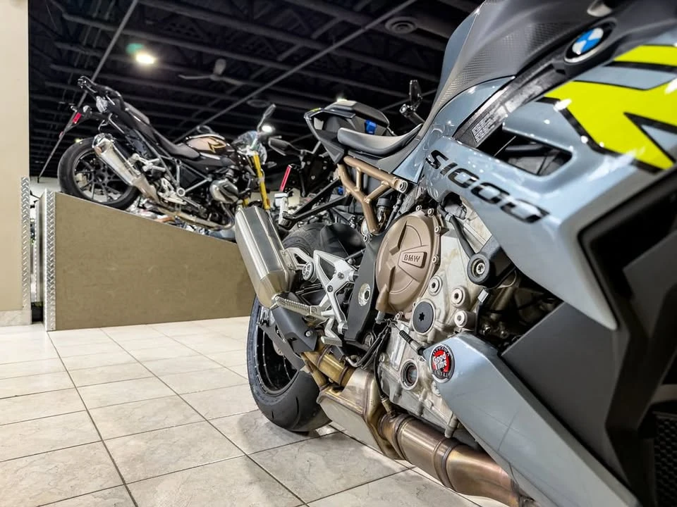 2023 BMW S1000 - Image 7 of 8