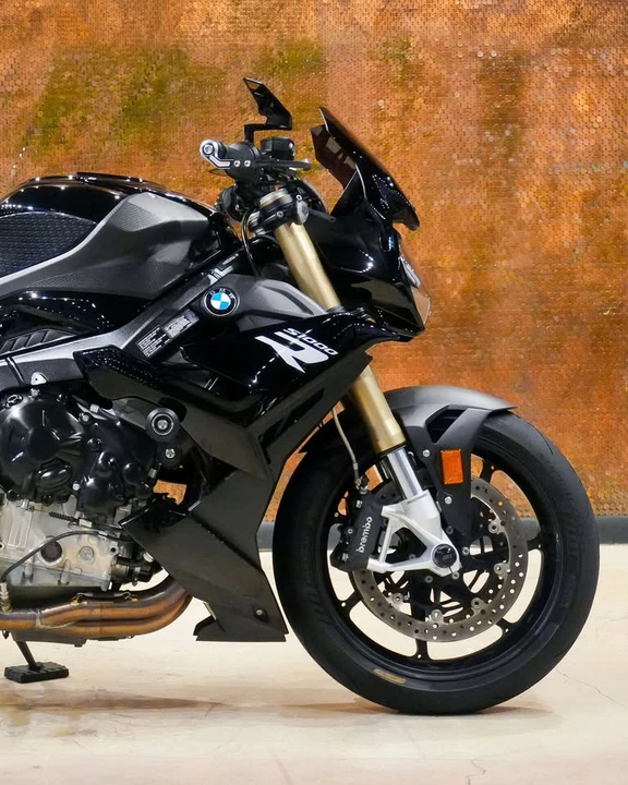 2023 BMW S1000 - Image 5 of 6
