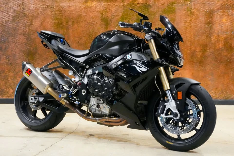 2023 BMW S1000 - Image 2 of 6