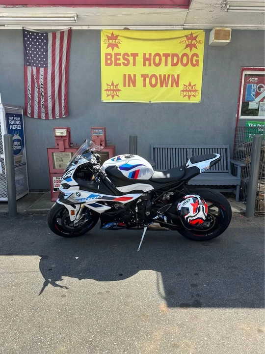 2023 BMW S1000 - Image 4 of 6