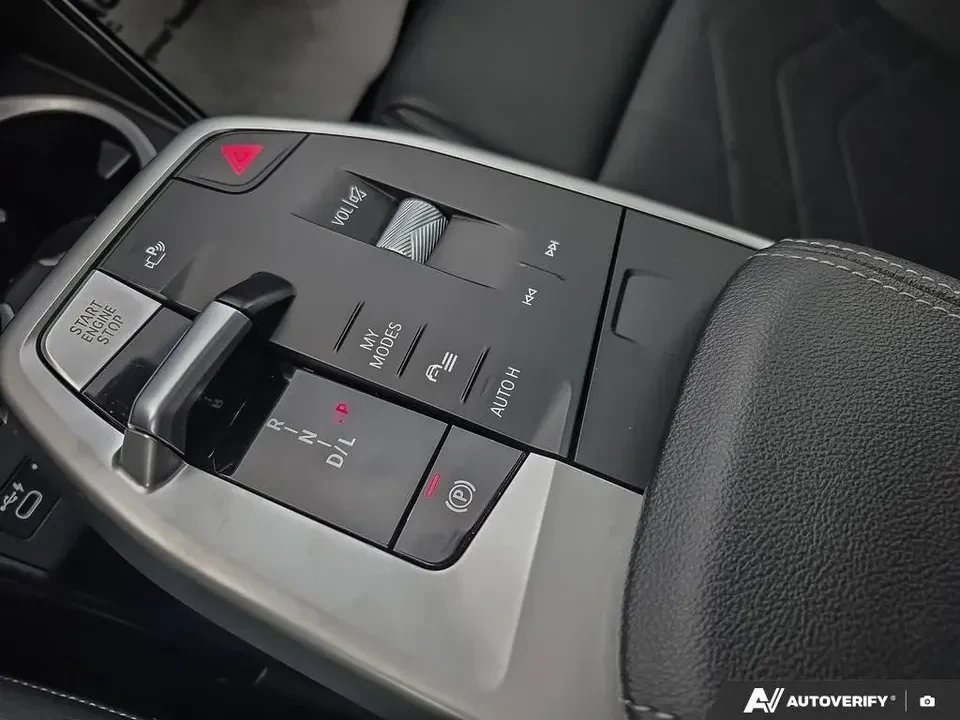 2023 BMW U11/U12 X1 - Image 14 of 19
