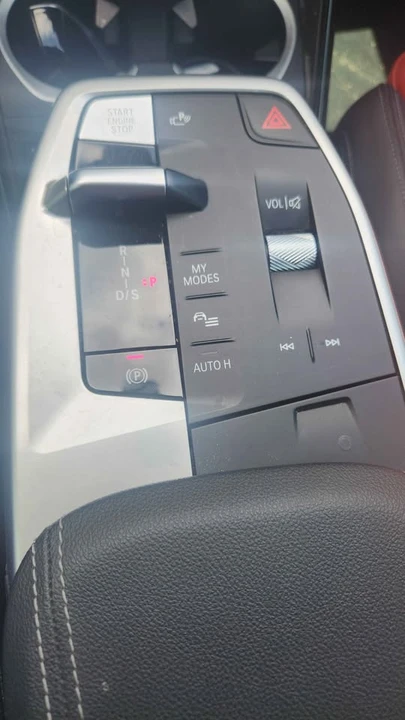 2023 BMW U11/U12 X1 - Image 6 of 15