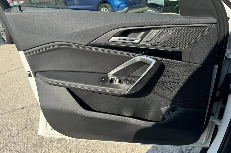 2023 BMW U11/U12 X1 - Image 13 of 20