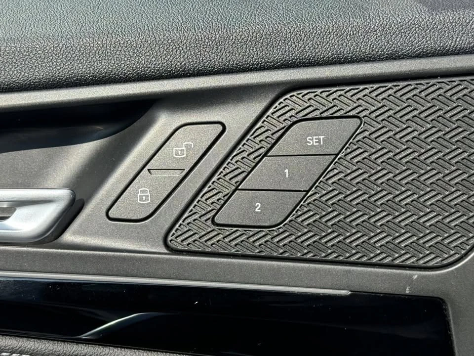 2023 BMW U11/U12 X1 - Image 15 of 20