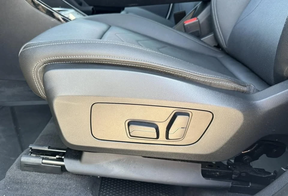 2023 BMW U11/U12 X1 - Image 11 of 20