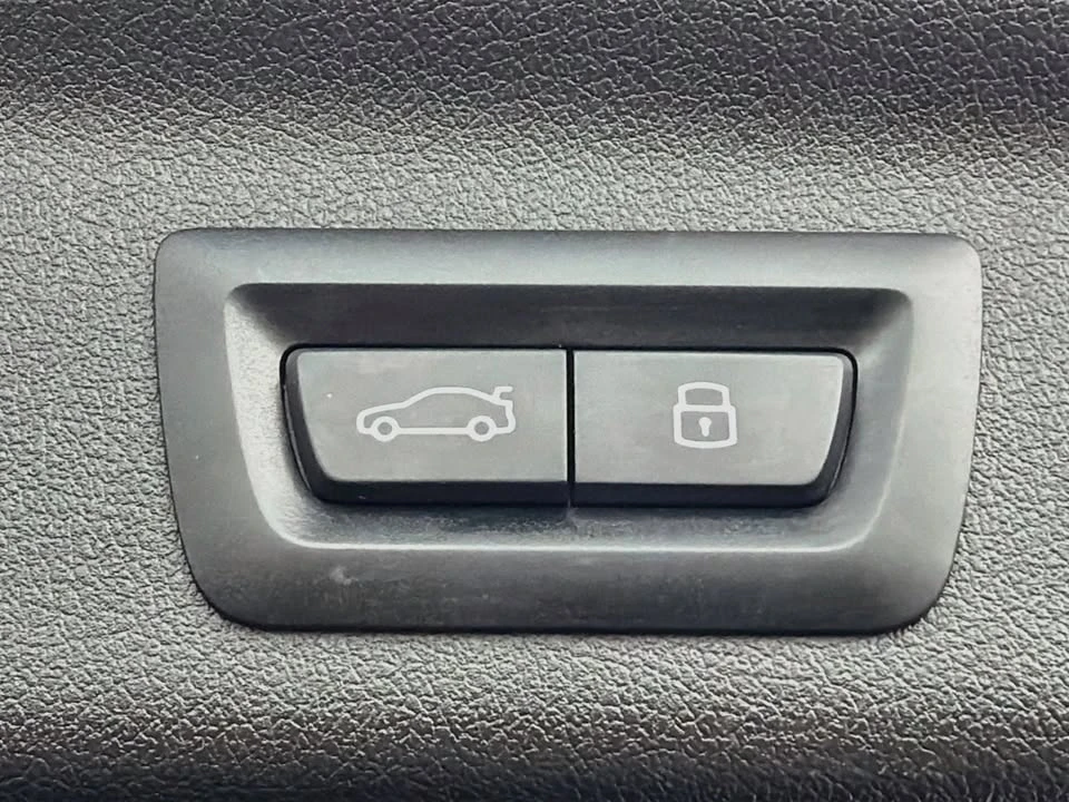 2023 BMW U11/U12 X1 - Image 13 of 20