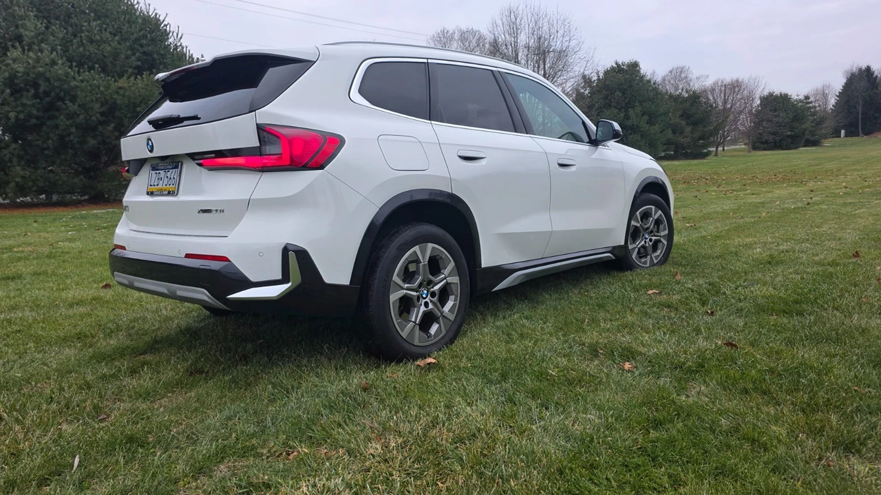 2023 BMW U11/U12 X1 - Image 5 of 21