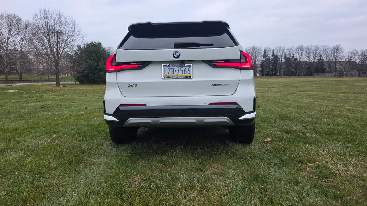 2023 BMW U11/U12 X1 - Image 6 of 21