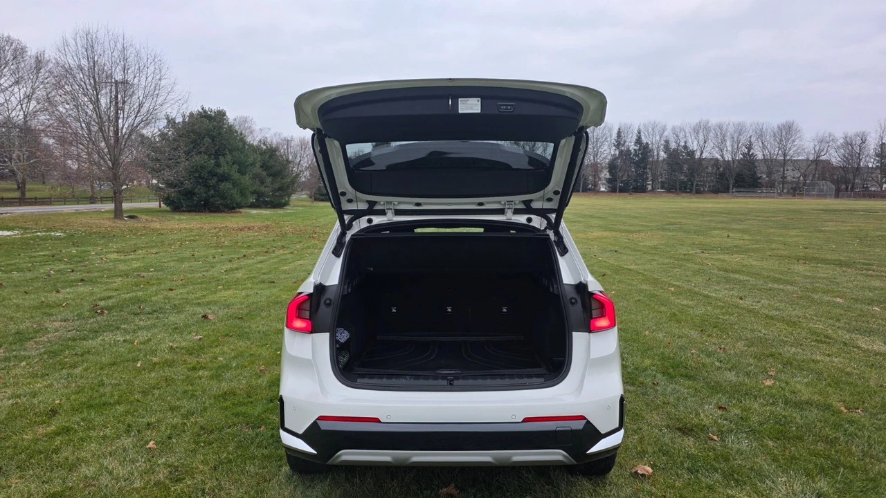 2023 BMW U11/U12 X1 - Image 10 of 21