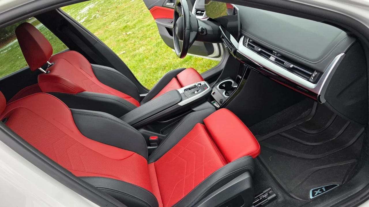 2023 BMW U11/U12 X1 - Image 18 of 21