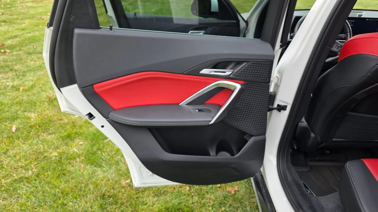 2023 BMW U11/U12 X1 - Image 14 of 21