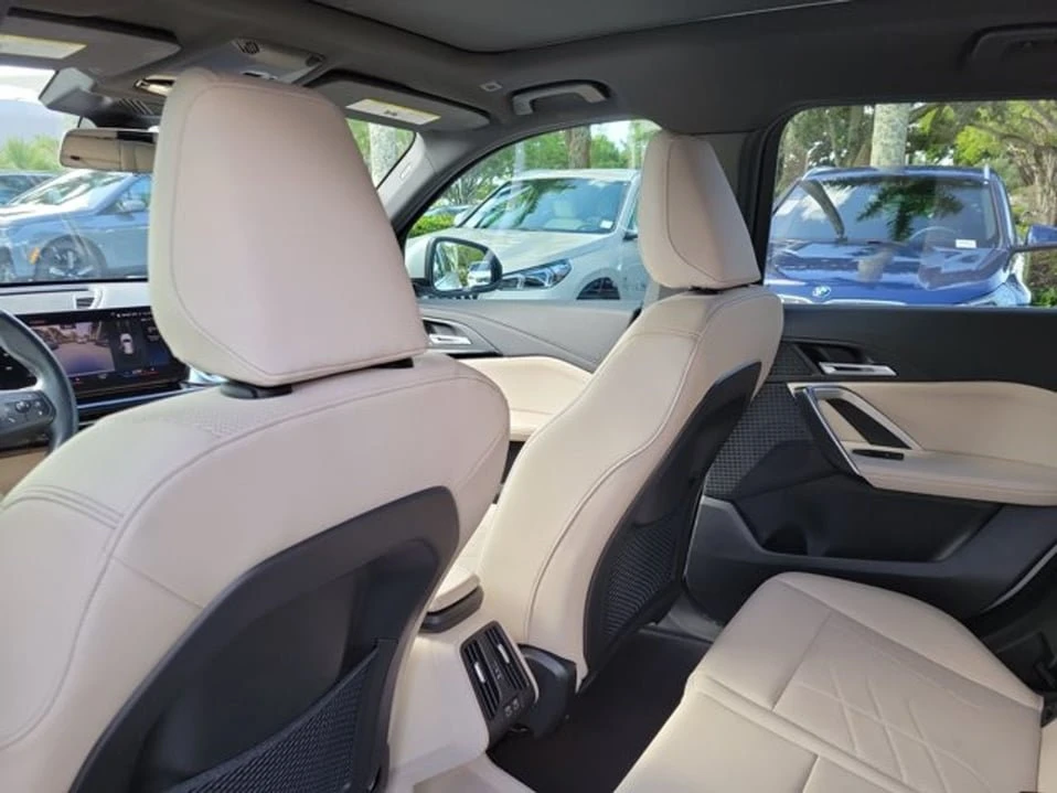 2023 BMW U11/U12 X1 - Image 7 of 10