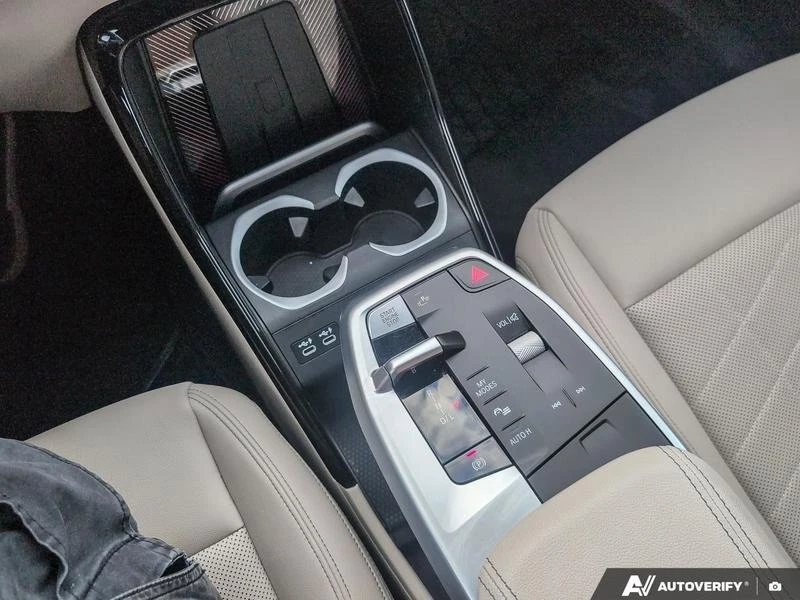 2023 BMW U11/U12 X1 - Image 14 of 20