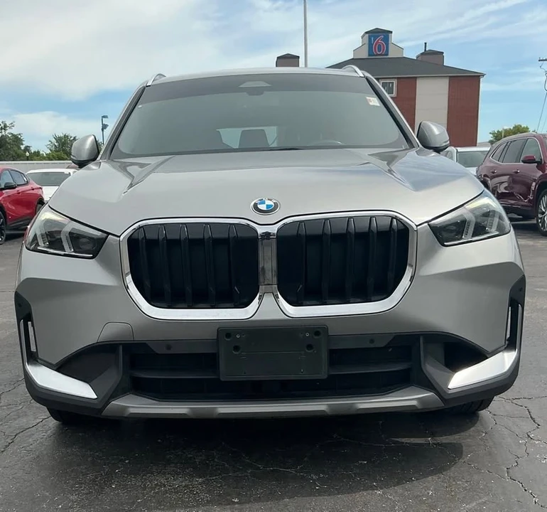 2023 BMW U11/U12 X1 - Image 7 of 16