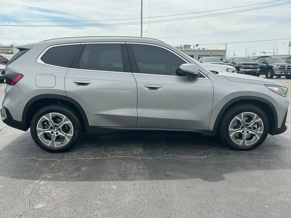 2023 BMW U11/U12 X1 - Image 2 of 16