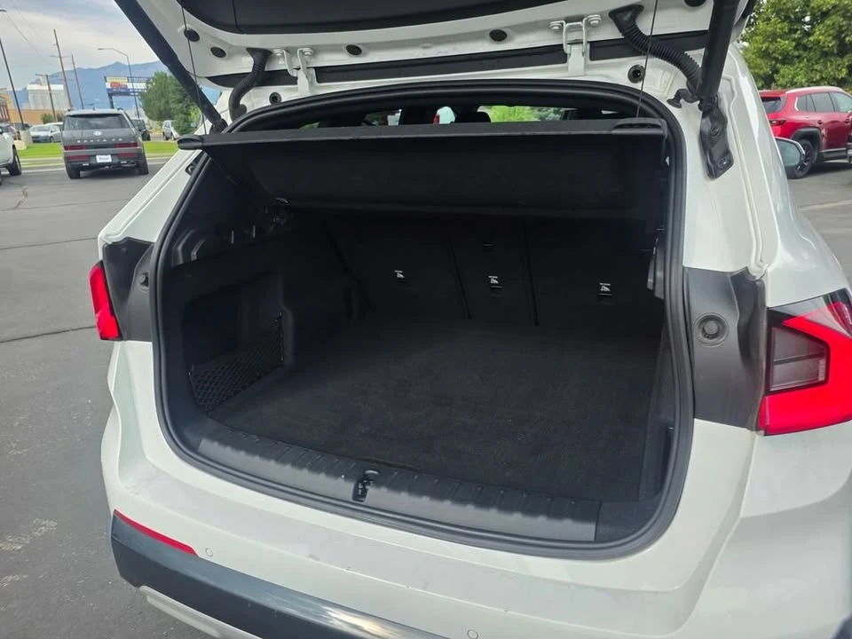 2023 BMW U11/U12 X1 - Image 12 of 20