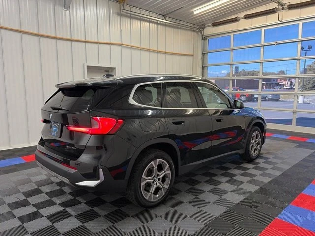 2023 BMW U11/U12 X1 - Image 2 of 20
