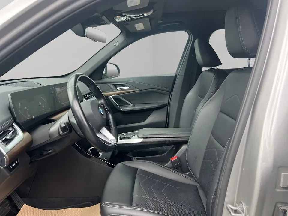 2023 BMW U11/U12 X1 - Image 9 of 16