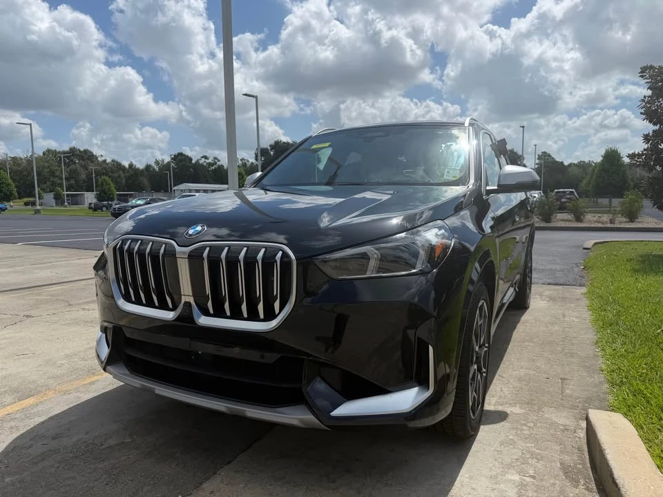 2023 BMW U11/U12 X1 - Image 2 of 10