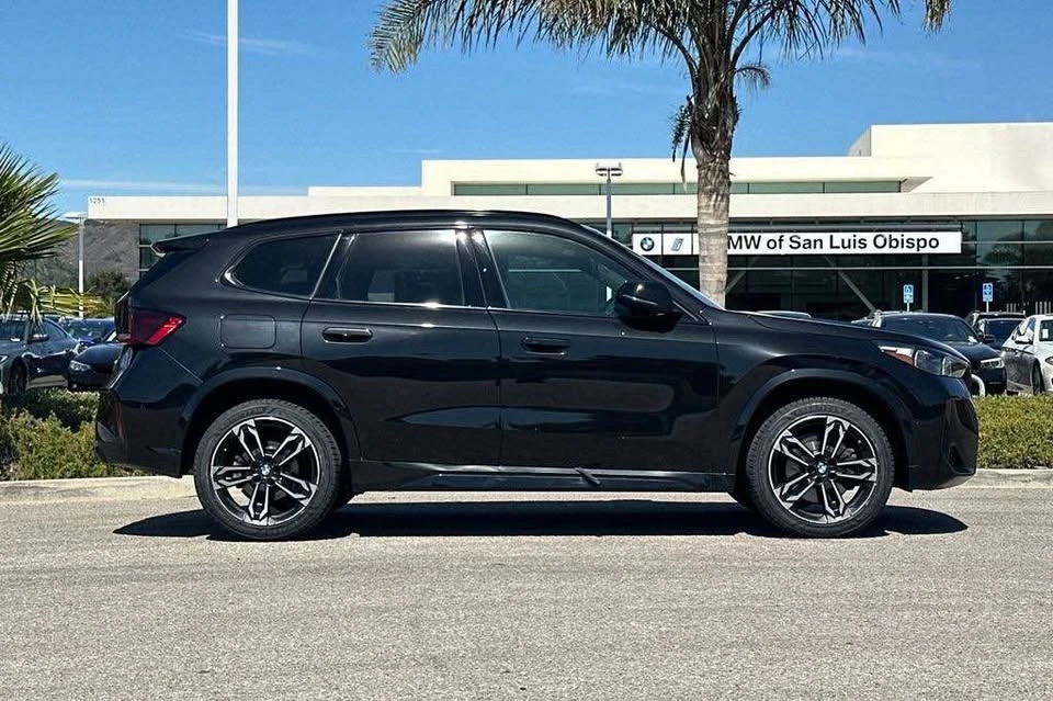 2023 BMW U11/U12 X1 - Image 2 of 20