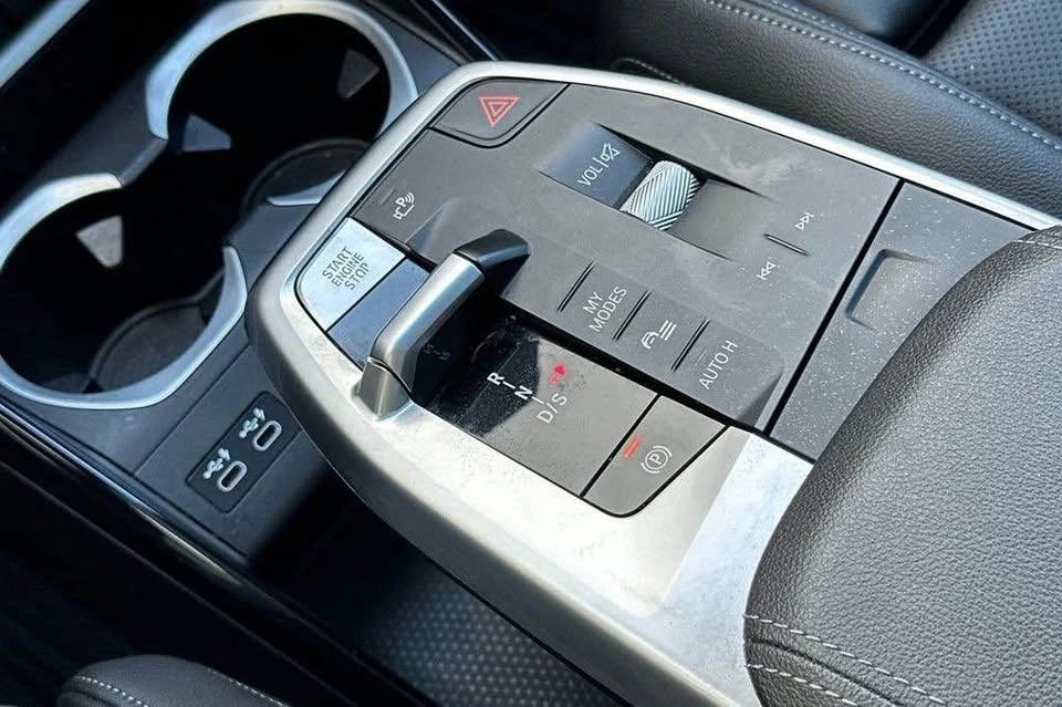 2023 BMW U11/U12 X1 - Image 17 of 20
