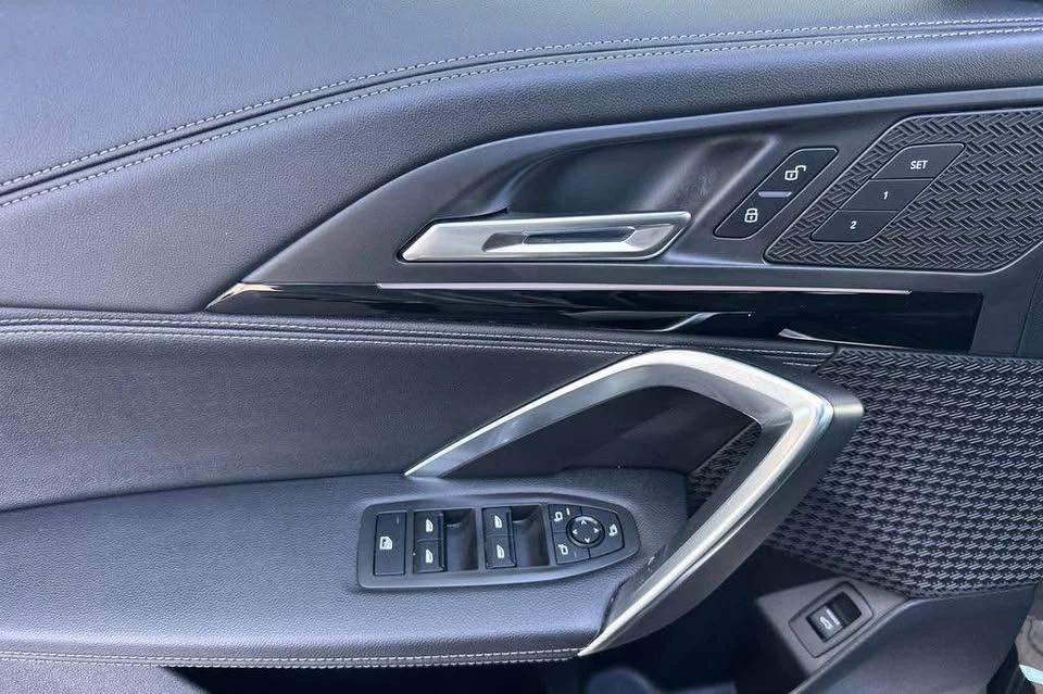 2023 BMW U11/U12 X1 - Image 10 of 20