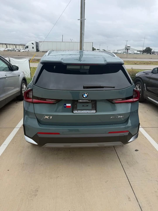 2023 BMW U11/U12 X1 - Image 2 of 8