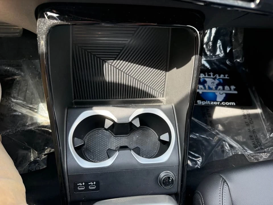 2023 BMW U11/U12 X1 - Image 4 of 20