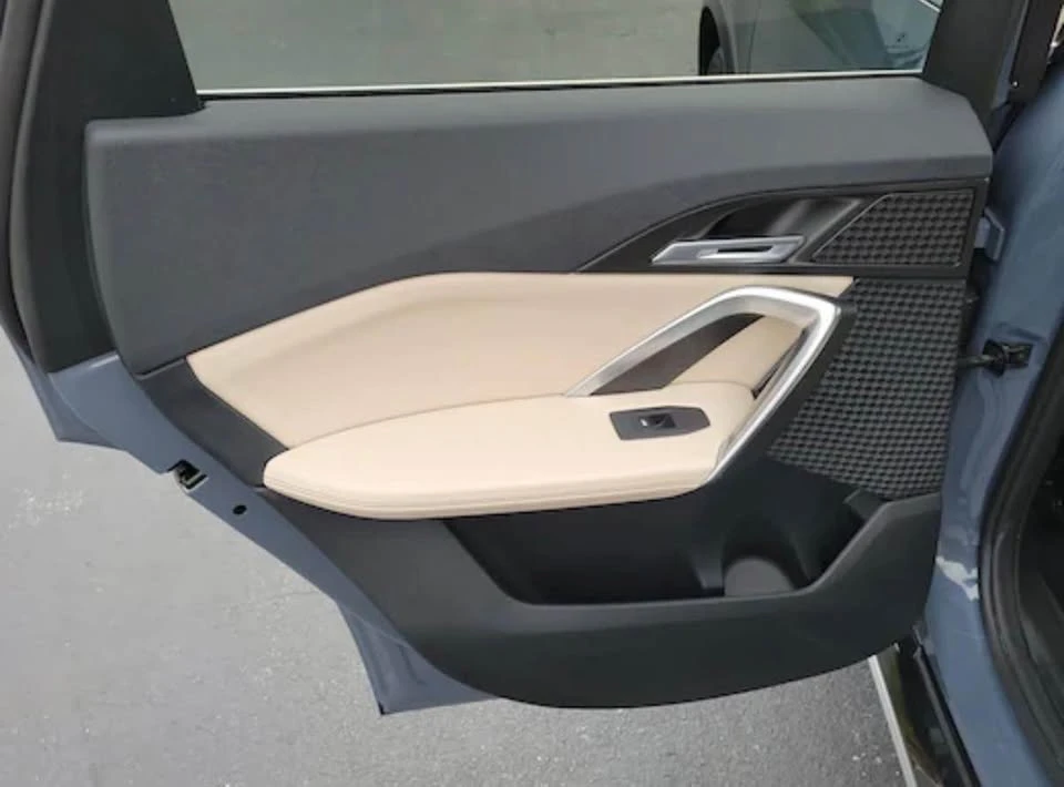 2023 BMW U11/U12 X1 - Image 8 of 17