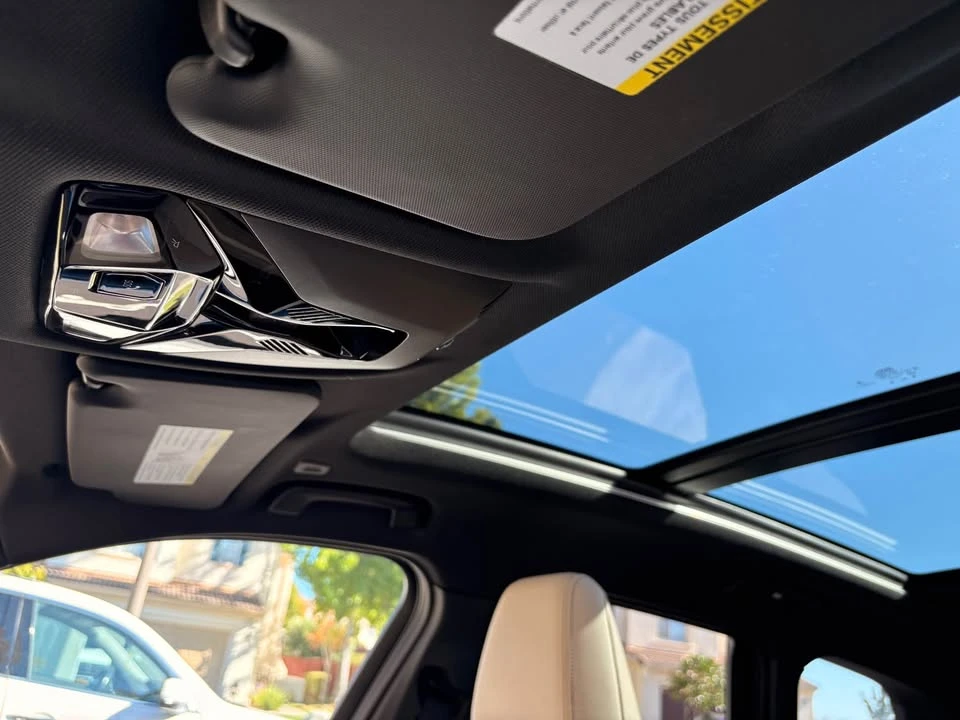 2023 BMW U11/U12 X1 - Image 9 of 18