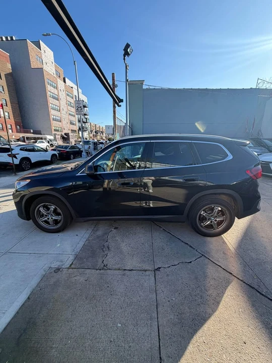 2023 BMW U11/U12 X1 - Image 4 of 12