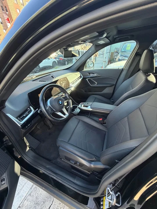2023 BMW U11/U12 X1 - Image 9 of 12