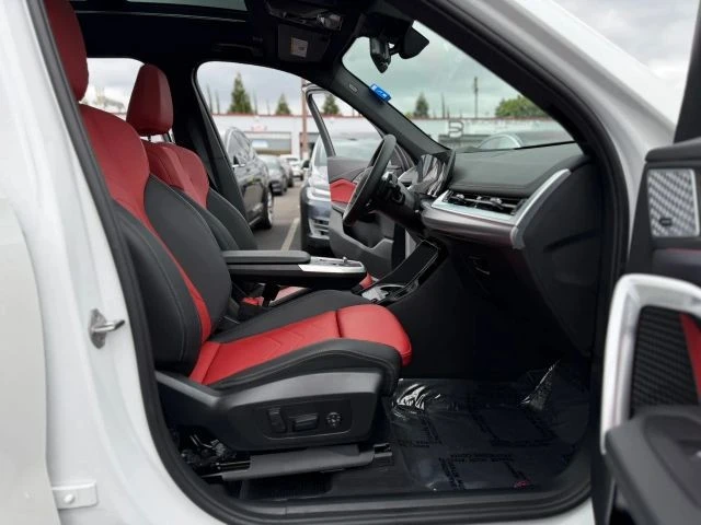 2023 BMW U11/U12 X1 - Image 13 of 21